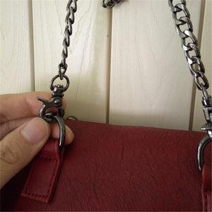 GOTHIC SKULL RIVETS TASSEL SHOULDER BAG
